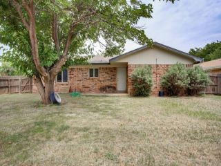 Foreclosed Home - 5017 56TH ST, 79414