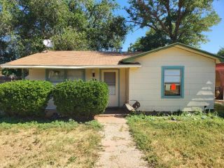 Foreclosed Home - 4816 40TH ST, 79414