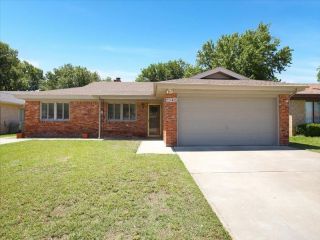 Foreclosed Home - 4605 63RD ST, 79414