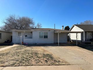 Foreclosed Home - 4907 38TH ST, 79414