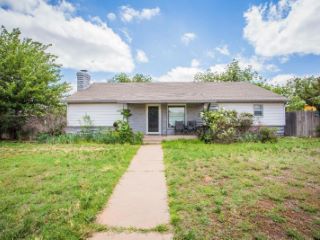 Foreclosed Home - 4701 38TH ST, 79414
