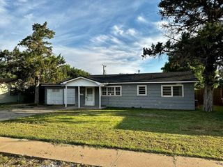 Foreclosed Home - 5510 45TH ST, 79414