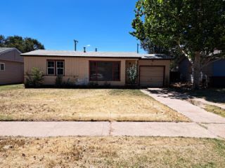 Foreclosed Home - 4413 46TH ST, 79414