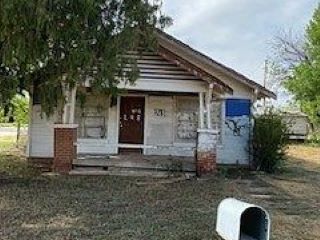 Foreclosed Home - 248 NW 4TH ST, 79520