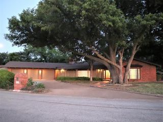 Foreclosed Home - 1806 COUNTRY CLUB DR, 79556