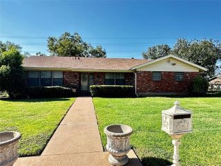 Foreclosed Home - 809 BYRD DR, 79601