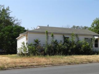 Foreclosed Home - 1202 S WILLIS ST, 79605
