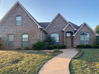 Foreclosed Home - 3926 HILL COUNTRY DR, 79606
