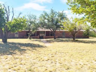 Foreclosed Home - 1503 N FM 700, 79720
