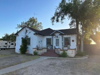 Foreclosed Home - 209 N PECOS ST, 79735