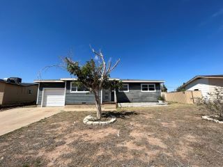 Foreclosed Home - 3820 WALNUT AVE, 79762