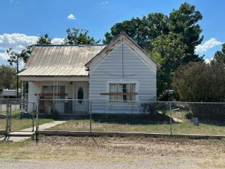 Foreclosed Home - 601 N 2ND ST, 79830