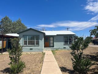 Foreclosed Home - 109 E 2ND ST, 79843