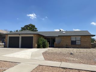 Foreclosed Home - 832 AGUA CALIENTE DR, 79912