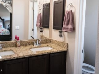 Foreclosed Home - List 100698360