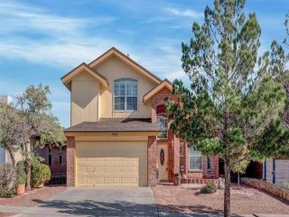 Foreclosed Home - 1460 PASEO DE FLOR ST, 79928