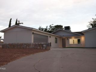 Foreclosed Home - 18007 CARSON DR, 79928