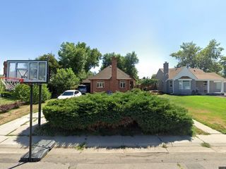 Foreclosed Home - 2850 LEYDEN ST, 80207