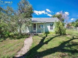 Foreclosed Home - 211 NAVAJO AVE, 80835