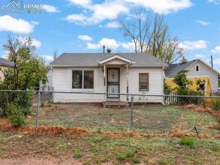 Foreclosed Home - 1005 MCARTHUR AVE, 80909