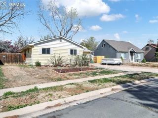 Foreclosed Home - 2103 TRENT AVE, 80909