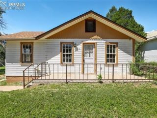 Foreclosed Home - 816 IOWA AVE, 80909