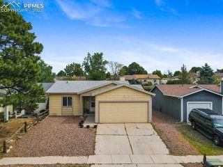 Foreclosed Home - 5730 S BUCKSKIN PASS DR, 80917