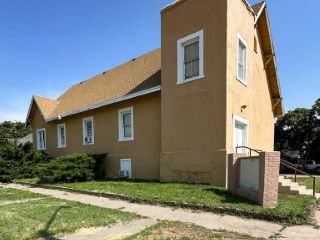 Foreclosed Home - 110 N 6TH ST, 81052