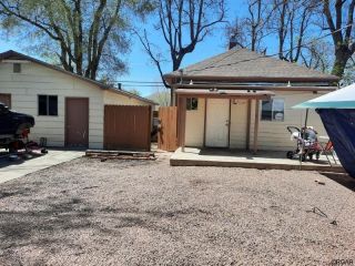 Foreclosed Home - 1100 S 9TH ST, 81212