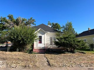 Foreclosed Home - 701 PINE AVE, 81212