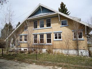 Foreclosed Home - 411 N MAIN ST, 81230