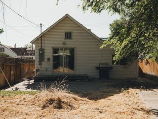 Foreclosed Home - 307 S CHURCH AVE, 81425
