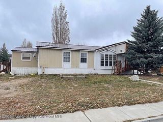 Foreclosed Home - 952 SEQUOIA AVE, 81625