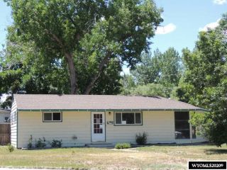 Foreclosed Home - 2115 W 15th St, 82604
