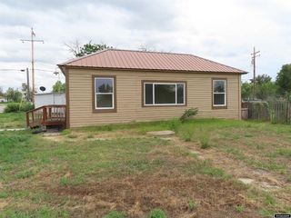 Foreclosed Home - 121 PINE ST, 82649