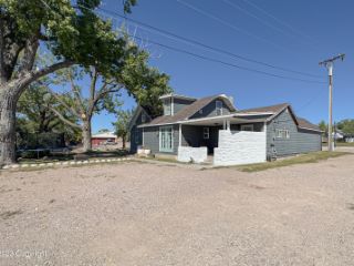 Foreclosed Home - 524 WILLOW ST, 82730