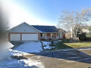 Foreclosed Home - 1004 ERIE DR, 82834