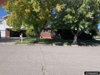 Foreclosed Home - 1700 W ANDERSON ST, 82930