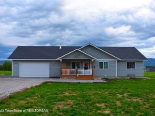 Foreclosed Home - List 100816351
