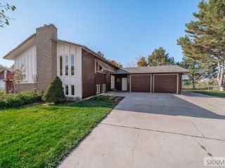 Foreclosed Home - 2529 S FAIRWAY DR, 83201