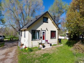 Foreclosed Home - 475 BANNOCK ST, 83252