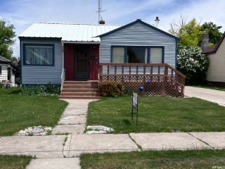Foreclosed Home - 256 S 9TH ST, 83254