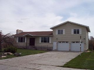 Foreclosed Home - 250 W OAK ST, 83274