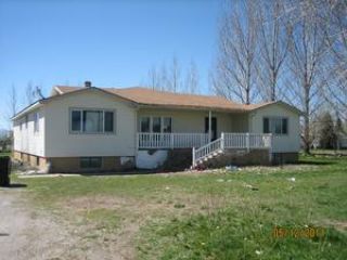 Foreclosed Home - 1061 E 1100 N, 83274