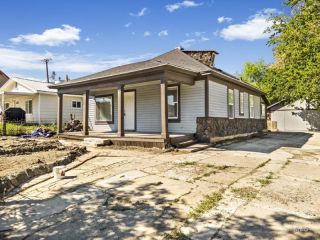 Foreclosed Home - 121 12TH AVE N, 83316