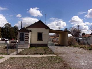 Foreclosed Home - 402 Wyoming St, 83330