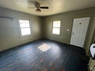 Foreclosed Home - 238 OREGON ST, 83330