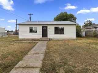 Foreclosed Home - 318 PINE ST, 83341