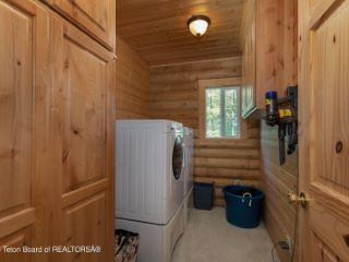 Foreclosed Home - List 100704009