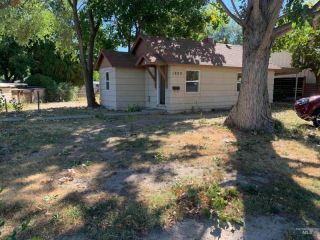 Foreclosed Home - 1803 S MONTANA AVE, 83605